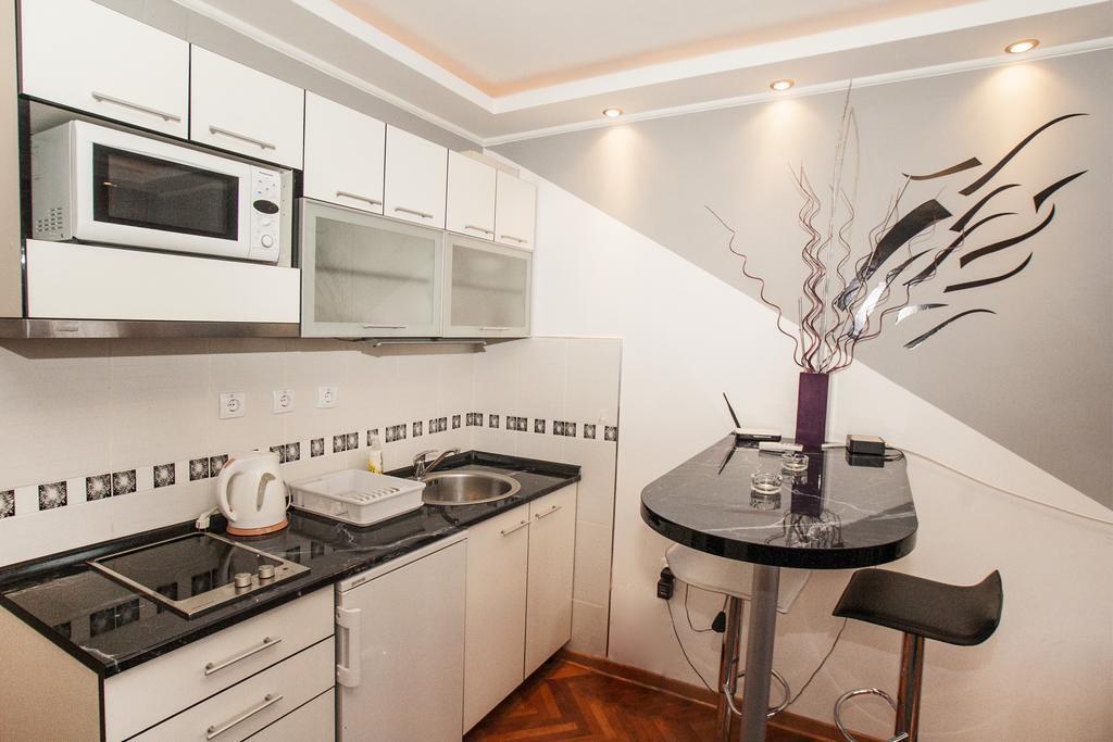 Star Apartment Belgrado Habitación foto